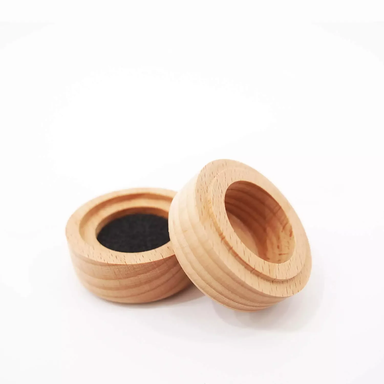 acacia-ring-box-circular-02 acacia ring box inner circle opening