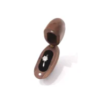 Layla ring box opening top view
