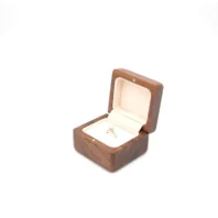 bowie ring box in oak brown 1 ring slot opening right side view