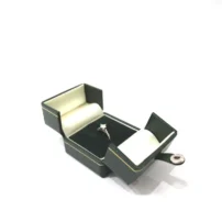 valentina ring box in green one ring slot opening right side view