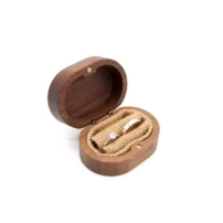 bianca ring box opening left side view