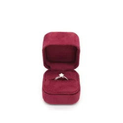 jett ring box red opening