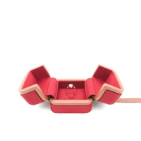 valerie ring box in red opening