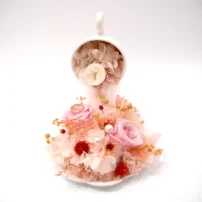 ivy stand preserved rose front view