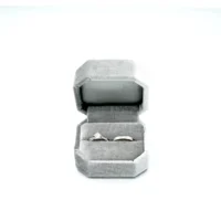 Vikki Ring Box in Grey Opening