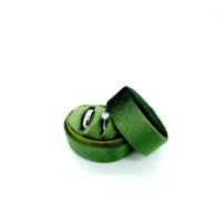 veda ring box in green 2 double ring slots