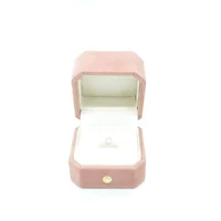 kairo-ring-box-pink-02